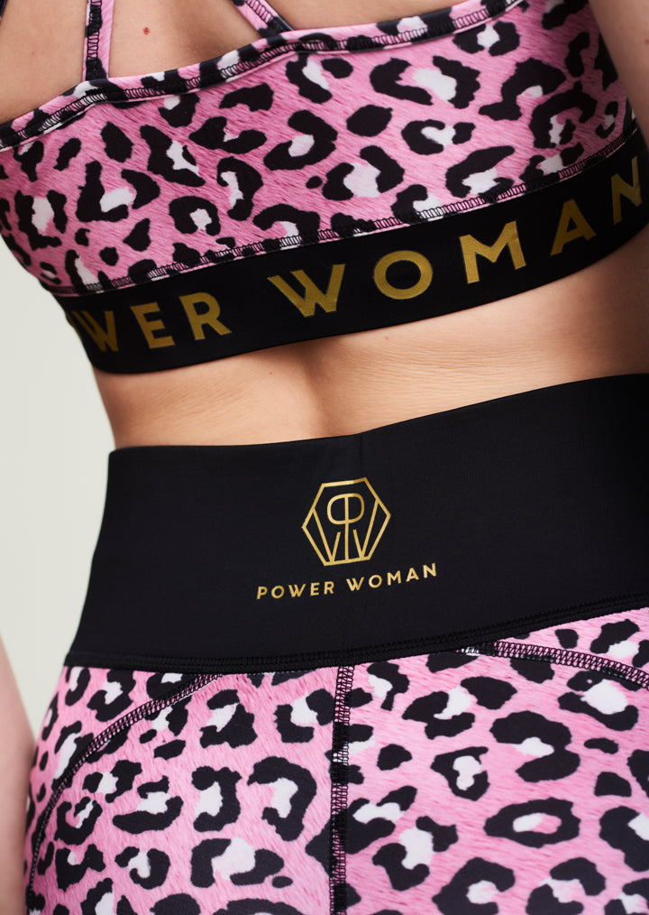 Edge Run Shorts | Light Pink Leo