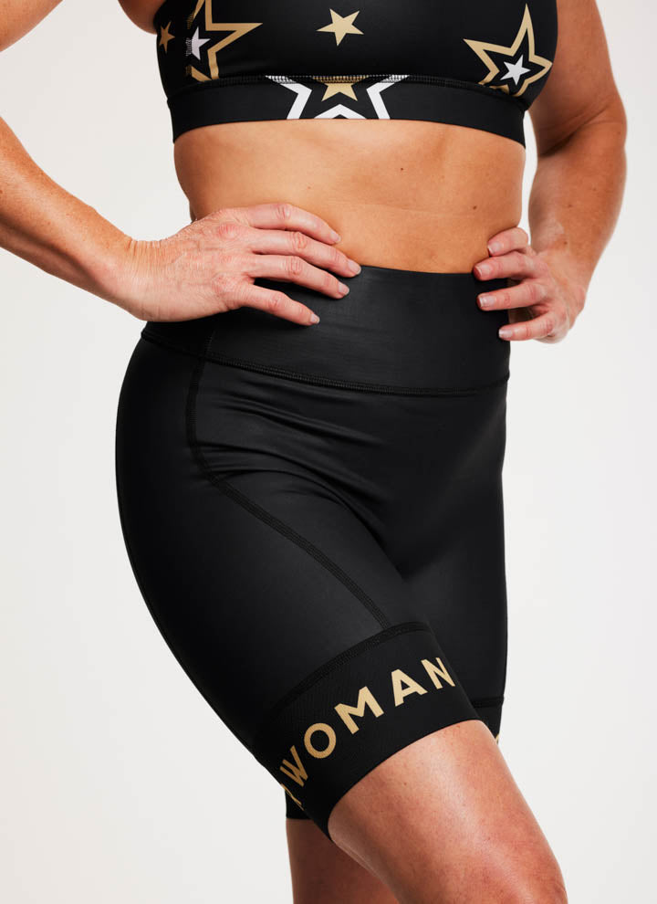 Run Hot Shorts | Black