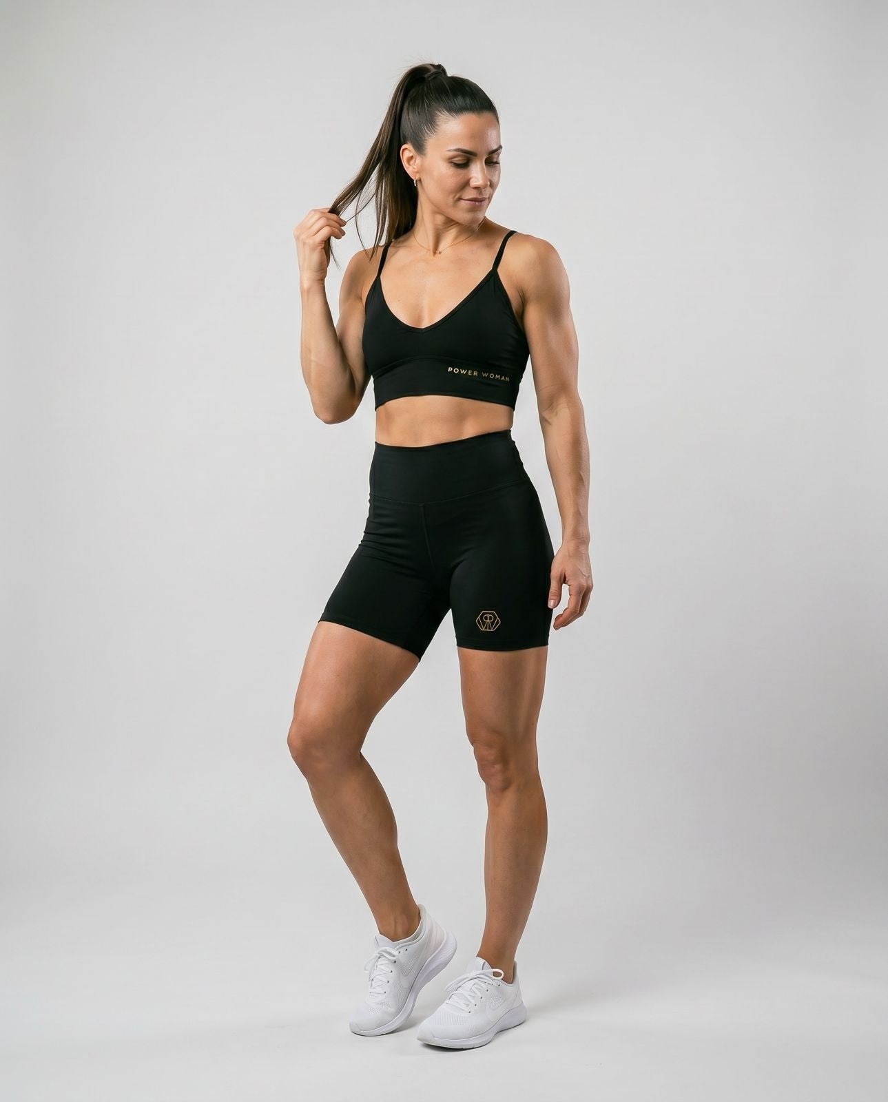 V-cut Top | Black
