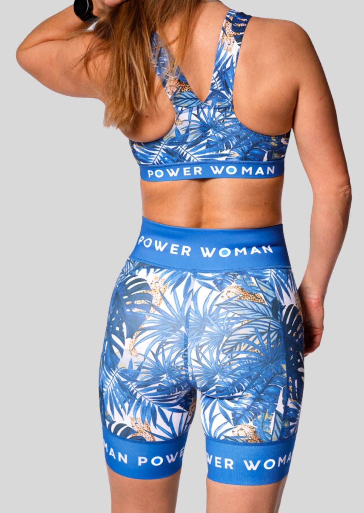 Run Hot Shorts | Blue Palm