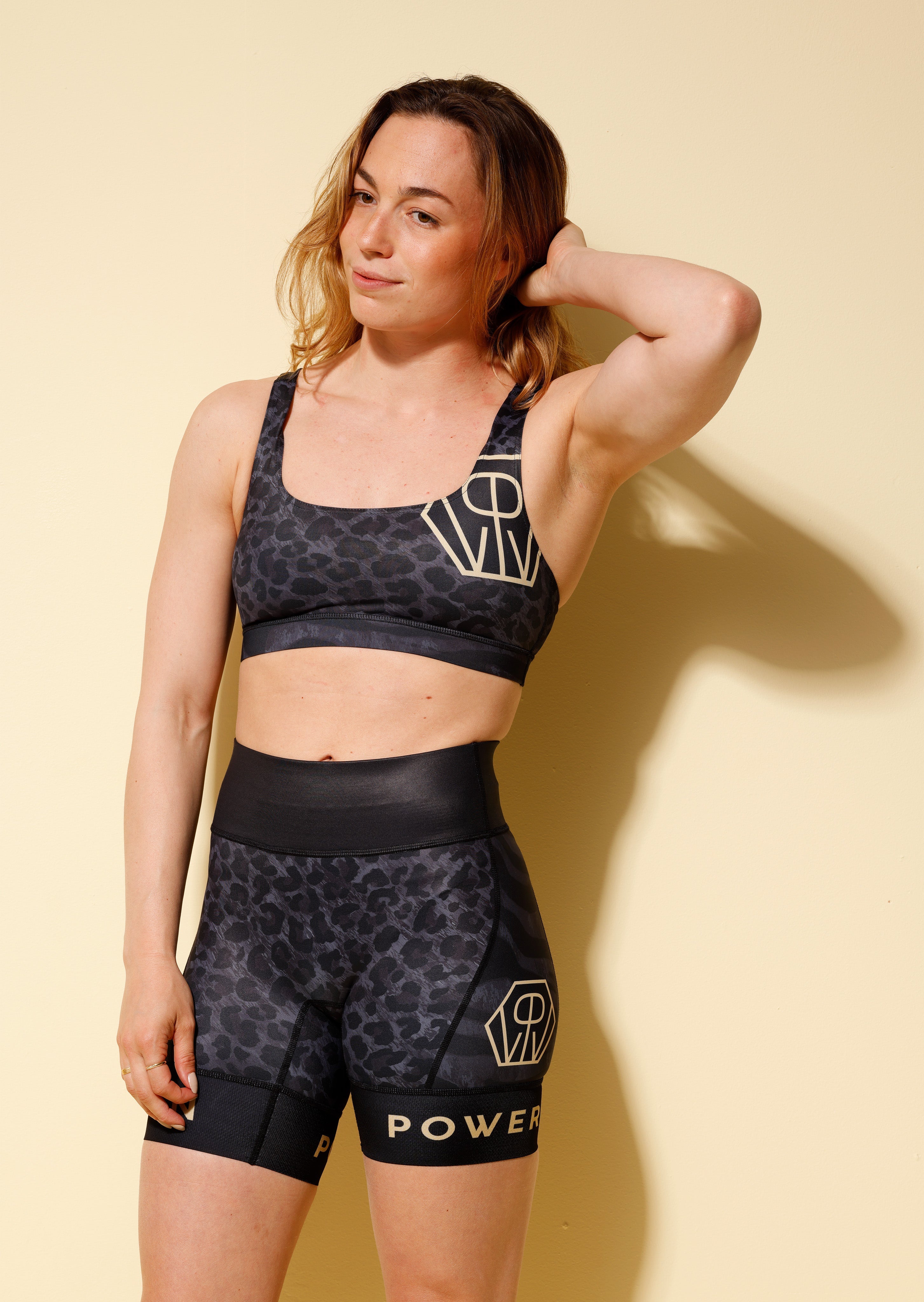 Run Hot Top | Leo/Zebra - Black Leo