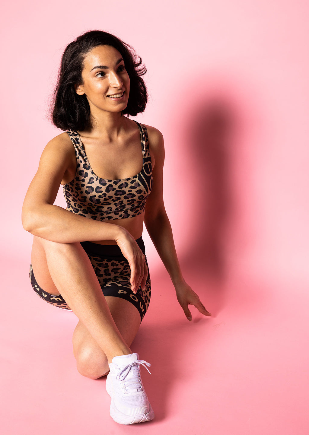 Run Hot Shorts | Gold Leo